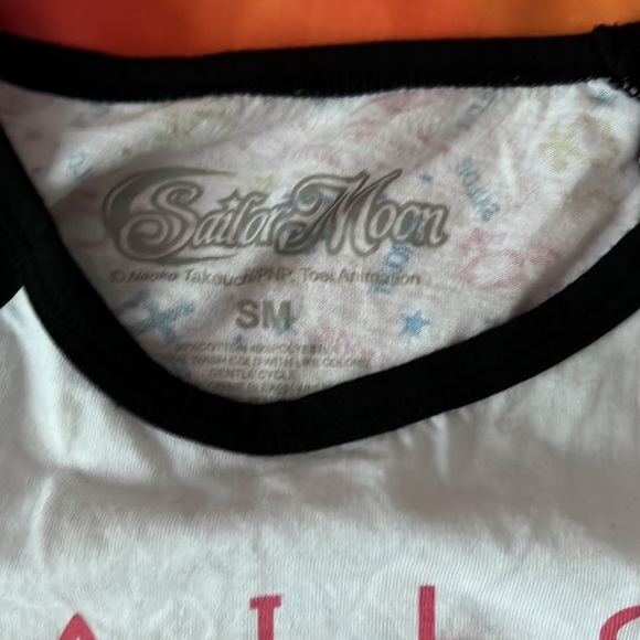 Sailor moon tee - Picture 3 of 6